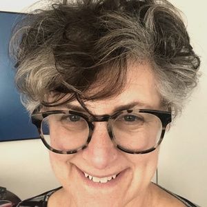 Meet your Posher, Tonya